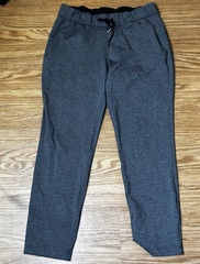 Lululemon Women’s Gray Jogger Pants Size 8 Drawstring Pockets