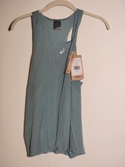 ASICS Metarun Tank Women’s Running Singlet Size M Celadon Green NWT AW2024