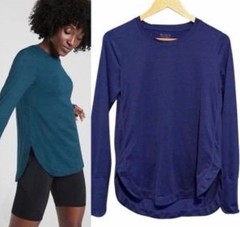 Athleta Small Navy Blue Heather Long Sleeve Athletic Training Top Rounded Hem