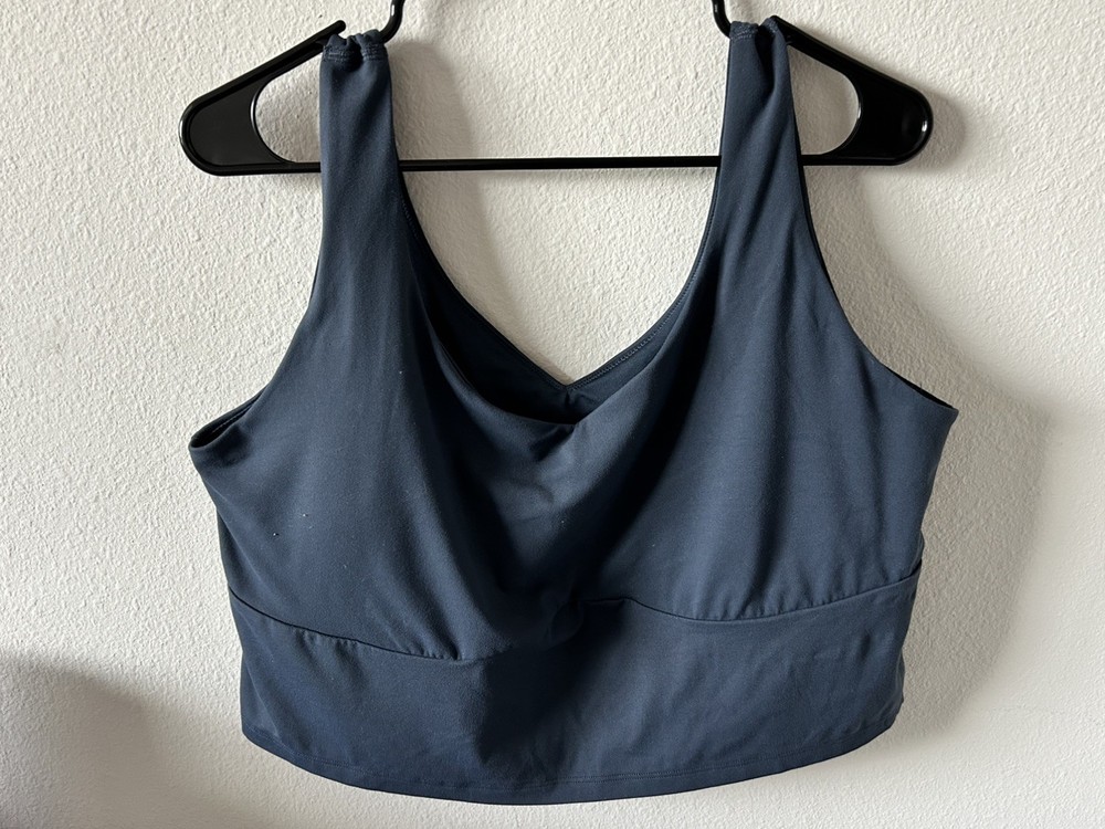 Women’s Old Navy, Navy Bra Crop Top Size XL Athletic Summer