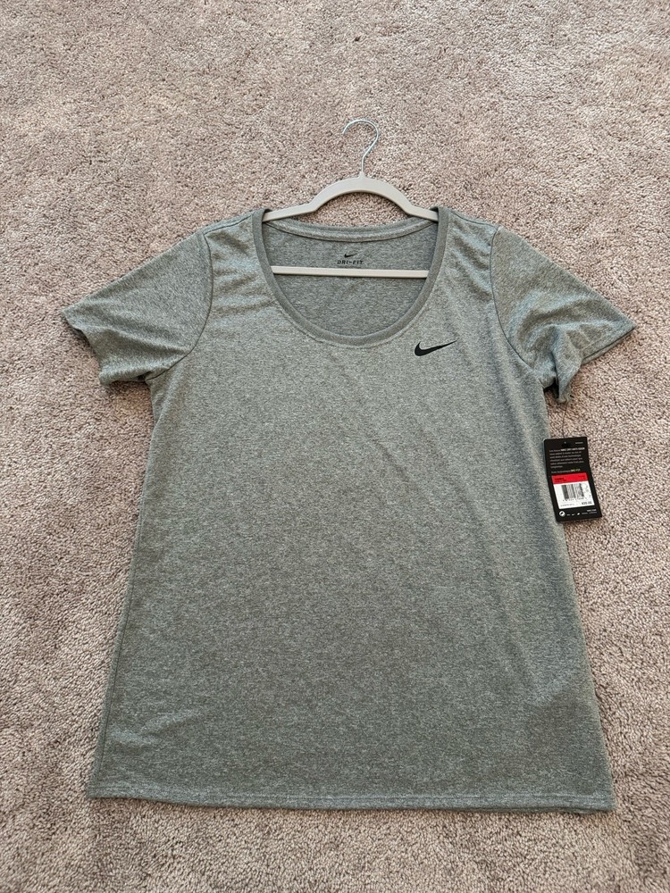 New Nike Dri-Fit Training Scoop Neck Grey T-Shirt Women’s, Size Large