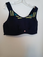 LIVI ladies plus size NWOT navy sports underwired bra size 44DDD