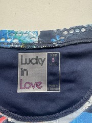 Lucky In Love Women’s Tennis Golf Shirt Sz S. (B.33)