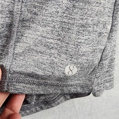 Layer 8 Performance Woman Athletic Pullover Jacket M Gray 1/4 Zip Qwick Dry