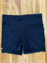 Sweaty Betty The Power Biker Shorts size medium, 15cm/6″ inseam Black, Pockets