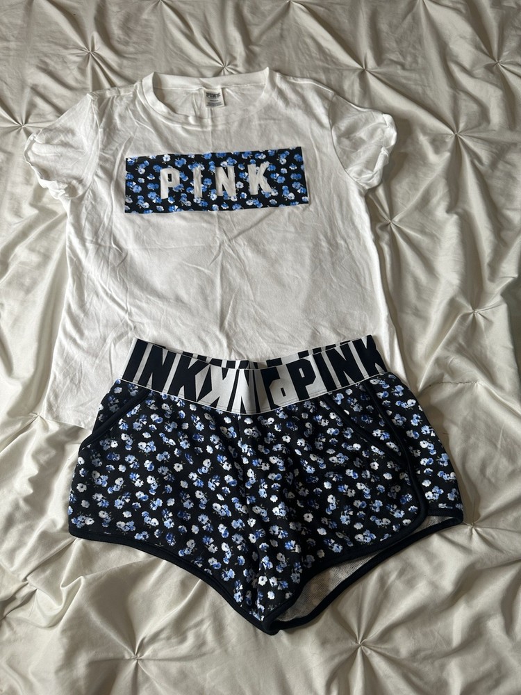 Victoria’s Secret Pink * Blue & White Floral Print Tee & Booty Shorts SET Medium