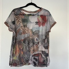 Adidas T Shirt Women Large Atleisure Sport Outdoors Statement Piece