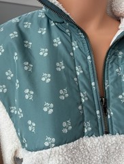 Universal Thread Sherpa Quarter Zip Pullover Sweatshirt Floral Green Cream S