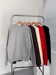 AIo Yoga Accolade Crew Neck Pullover Ribbed Cuffs Sweatshirt Classic Women’s Top
