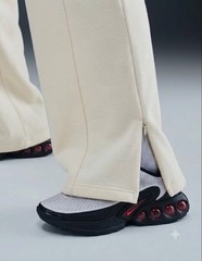 Nike Sportswear Heavy Fleece Tailored Trouser Pants Medium Wide-Leg HV5141 110