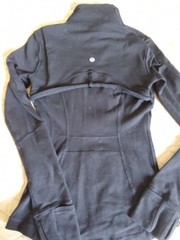 Lululemon Women’s Black Figure Skating Nylon/Lycra Jacket Sz 2