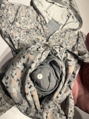 Lululemon Jacket Women’s 2 Lightened Up Pullover Not So Petite Fleur Silver Hood