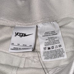 Nike Yoga Luxe A.I.R. Women’s 7/8 Fleece Joggers DM7021-030 Size X-small