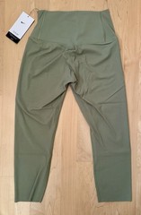 Nike Zenvy Green Cropped Leggings Gentle Support High Rise Crop SMALL Yoga $100