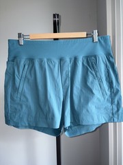 Bundle of Two Athleta Trekkie North Shorts Women’s Size 14 Teal Blue Outdoors