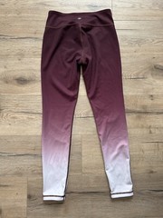 Athleta Ombre Chaturanga Tight | Small Burgundy Yoga Pilates Gym