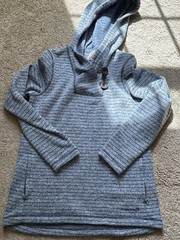 AVALANCHE NWT WOMENS FLEECE PULLOVER HOODIE Blue Striped SIZE M POCKETS