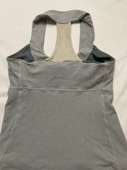Gray Solid Scoop Neck Stretch Athletic Fit Racerback Tank Top One Size Bra