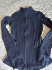 Lululemon Women’s Black Figure Skating Nylon/Lycra Jacket Sz 2