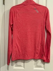 Women’s Under Armour Size SM Bright Pink Lightweight Heat Gear 1/2 Zip Mock Neck