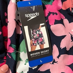 SPEEDO Skort Size Large Pockets Activewear Athleisure Travel Swim Pickleball NWT