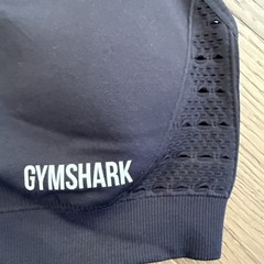 Gymshark Energy+ Seamless Sports Bra Black with padding Sz Medium NWT