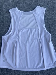 Lululemon Size 2 Sculpt Cropped Tank Bone Mesh Off White