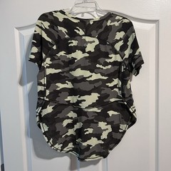 Lululemon Women’s Size 10 Camo Short Sleeve Running Training Athletic Shirt Gray