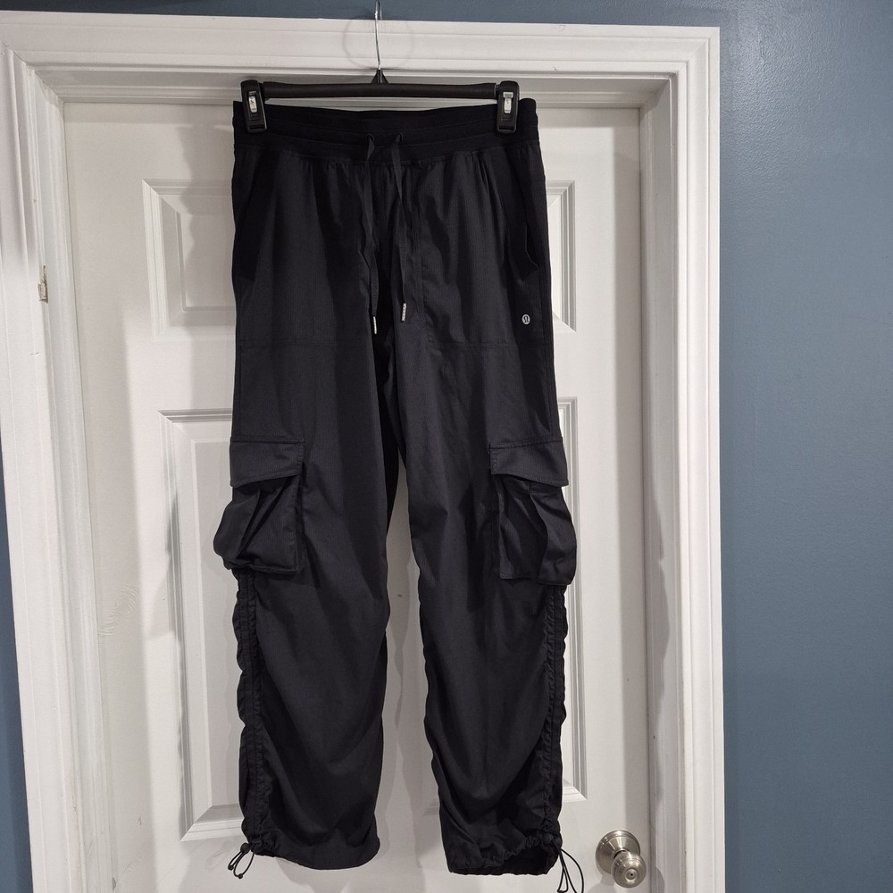 Lululemon Pants Womens Medium Black Dance Studio Cargo Mid-Rise Relaxed Baggy