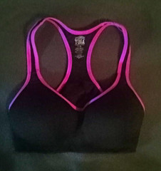 Pink Yoga Women’s Racerback Wireless Sports Bra Pullover Solid Black/Purple S