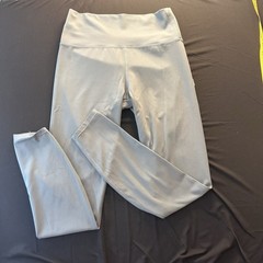 Vuori Daily Leggings Women’s Size Small Gray/Green Defect YT-1087