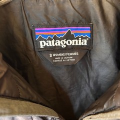 Patagonia Womens Small Nano Puff Gorpcore Logo Quilted Jacket Black Full Zip