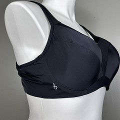 Torrid Active Sport Bra Size 44C Full Coverage Lined Cup Back Closure Black U/W