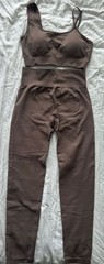 Seamless High-Waisted Ruched Butt Yoga Set – in Chocolate Brown