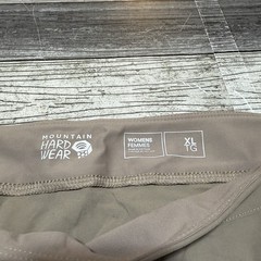 Mountain Hardwear Cargo Pull On Joggers Women’s XL Tan (Inseam 27.5) Hiking