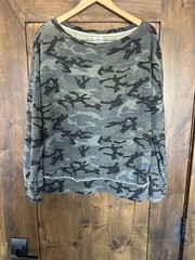 Sundry Camo Sweatshirt Women’s Size 3 Gray Green Crewneck Pullover Made USA
