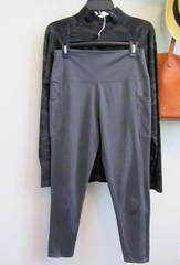 Black Gray Camo Activewear Athletic Yoga 2 Pc Set Leggings 1/4 Zip Pullover L