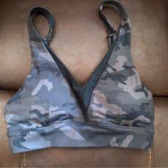 Zyia Forest Camo Adjustable Mesh Bra Size Small