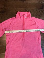 Women’s Under Armour Size SM Bright Pink Lightweight Heat Gear 1/2 Zip Mock Neck
