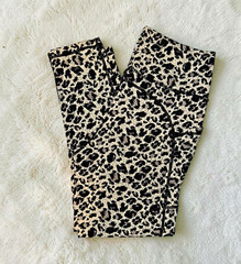 ZYIA Active Women’s Animal Print Leggings Black/White/Gray Pockets