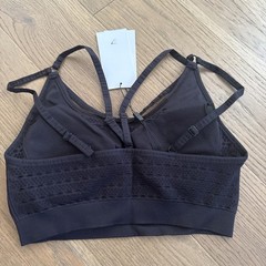 Gymshark Energy+ Seamless Sports Bra Black with padding Sz Medium NWT