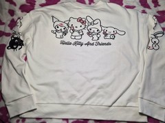 Women’s Large Cream Hello Kitty & Friends Embroidered Sweatshirt – New