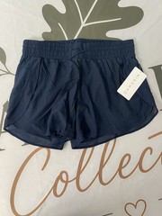 Danskin Double Time Short Athletic Shorts in Neo Navy, Size M
