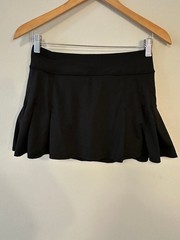Athleta Black Pleated Athletic Tennis Golf Skort Womens Small Skirt Shorts