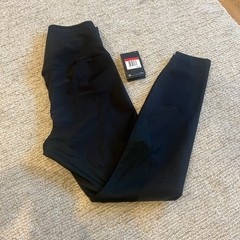 NWT Nike Power Legend High Rise Training Leggings Women’s Large 861588-010
