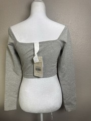Fabletics Kinsley Cropped Seamless Stretch Long Sleeve Square Neck Top M Gray