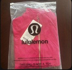 Lululemon Pink Women’s 2 Piece Set Jacket & Leggings Zip Pocket (gold zipper)