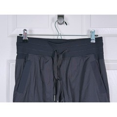 Lululemon Dance Studio Mid-Rise Pant Size 6 Black Athleisure Yoga Minimal Sporty