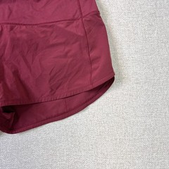 Lululemon Speed Up Shorts Red Swift Ultra Run Yoga 2.5″ Inseam Womens Size 8