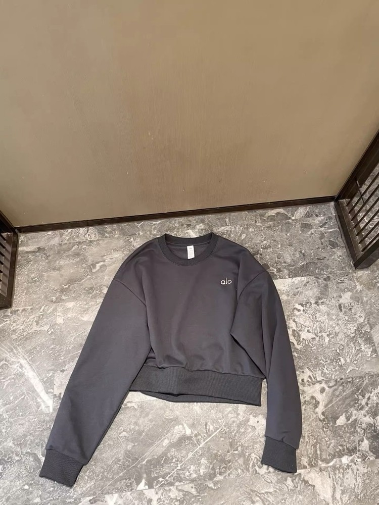AIo Yoga Cropped Accolade Crewneck Pullover Hight Waist Soft Women’s Sweatshirt